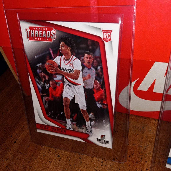 Keon Johnson pink Jalen Suggs and Scottie Barnes rookies - Picture 2 of 6